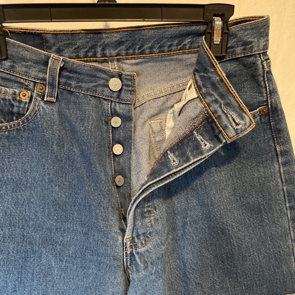 Vintage Levi's 501 For Women Button Fly Jeans Y2K Size W30 L32 Dark Wash Denim. - Picture 3 of 11